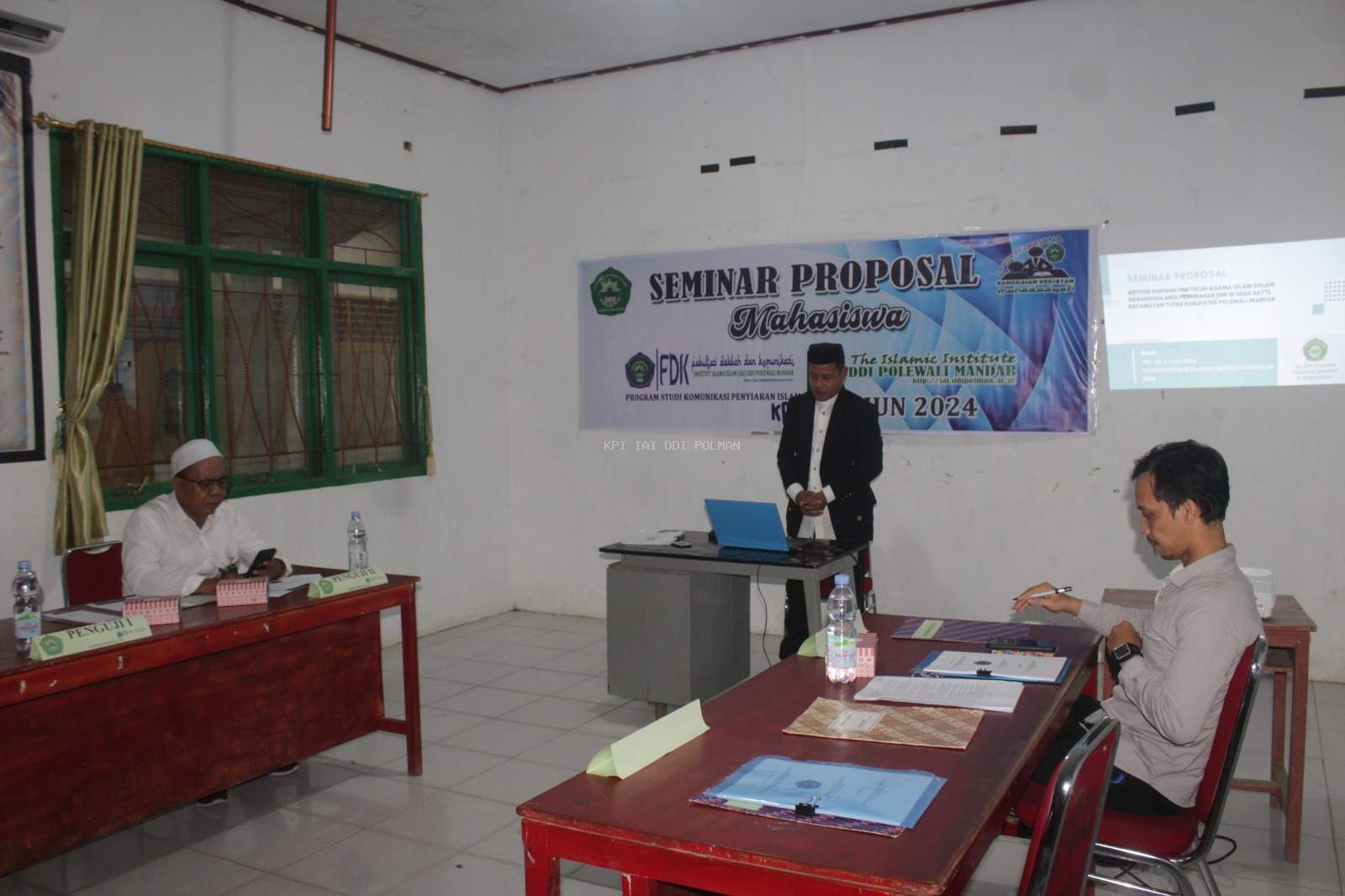 Seminar Proposal Perdana Mahasiswa Semester Akhir Program Studi Komunikasi Penyiaran Islam Fakultas Dakwah dan Komunikasi Institut Agama Islam DDI Polewali Mandar